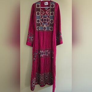 Chic Magenta Embroidered Long Sleeve Dress